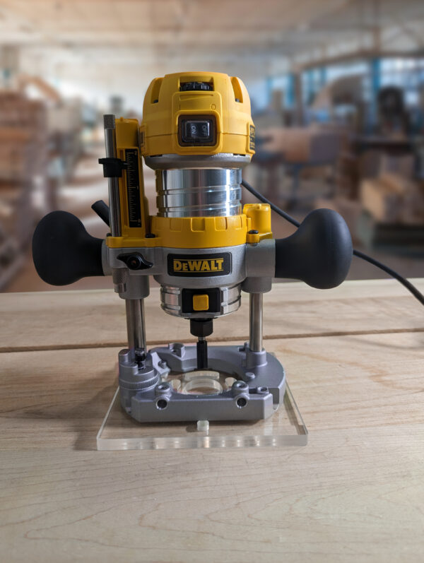 3/8″ Thick 6" Square baseplate upgrade with bushing compatibility for Dewalt DNP612 plunge base - Image 3