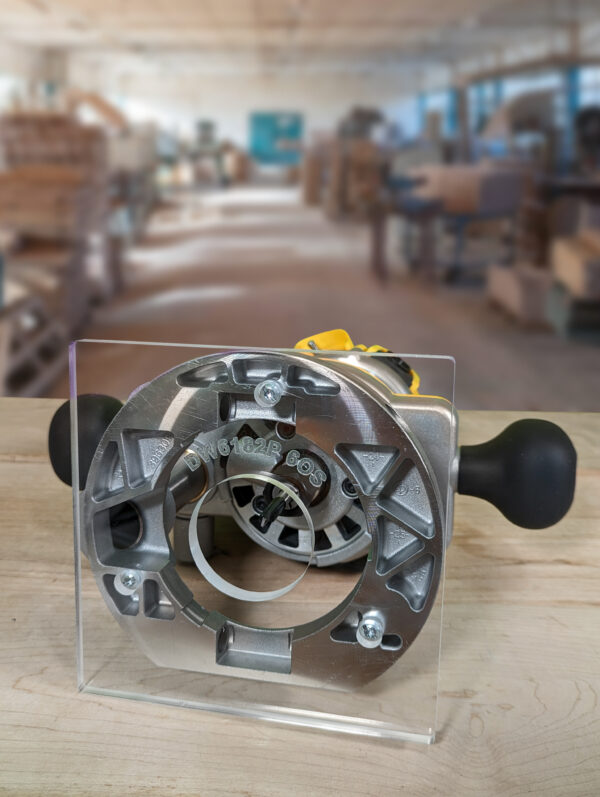 3/8″ Thick 6" Square baseplate upgrade with 2" opening for Dewalt 6182 plunge base