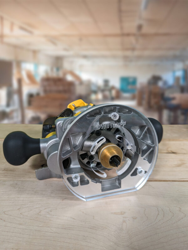3/8″ Thick original baseplate upgrade with bushing compatibility for Dewalt 6182 plunge base - Image 3