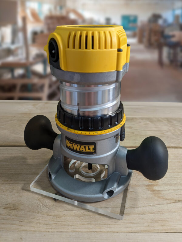 3/8″ Thick 6" Square baseplate upgrade with bushing compatibility for Dewalt 6184 fixed base - Image 3