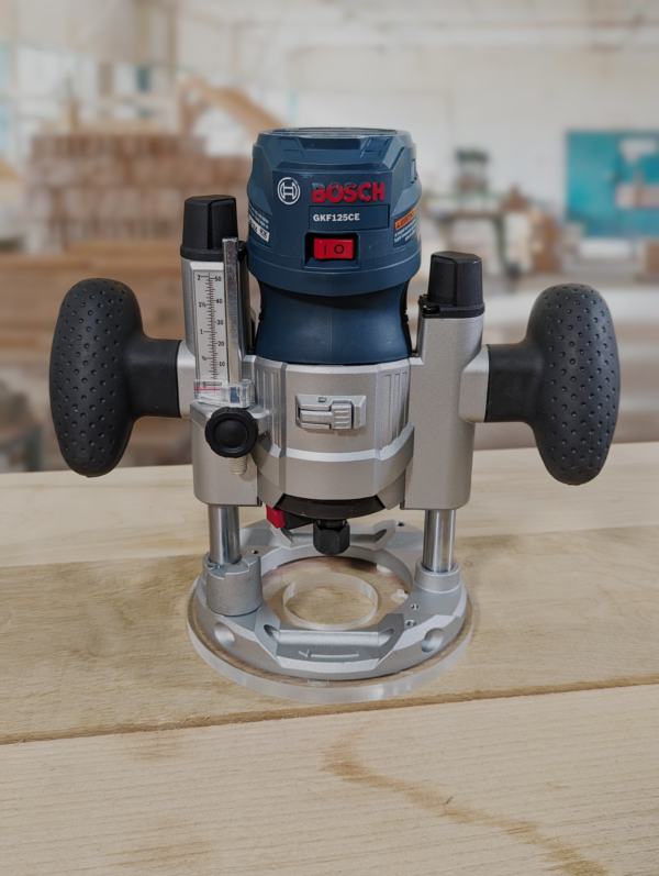 3/8″ Thick 6" Circle baseplate upgrade with 2" opening for Bosch Colt 1.25 HP Pr111 (GKF125CE) plunge base - Image 4