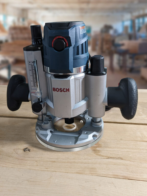 3/8″ Thick Original baseplate upgrade with bushing compatibility for Bosch MRP23EVS plunge base - Image 2