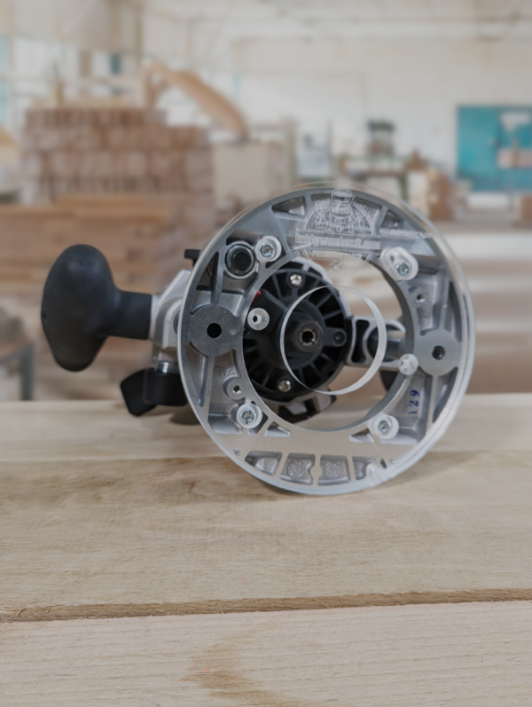 3/8″ Thick Original baseplate upgrade with 2" opening for Bosch Colt 1.25 HP Pr111 (GKF125CE) plunge base - Image 4