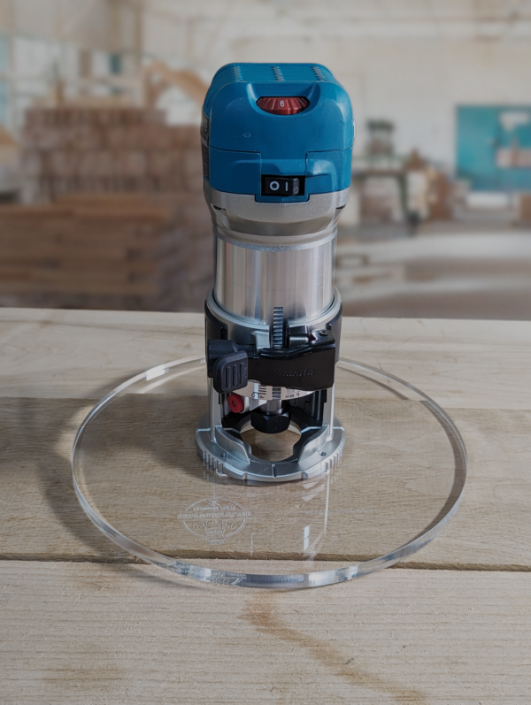 3/8″ Thick 9" circle baseplate upgrade with a 2" opening for Makita RT0701C fixed base - Image 3
