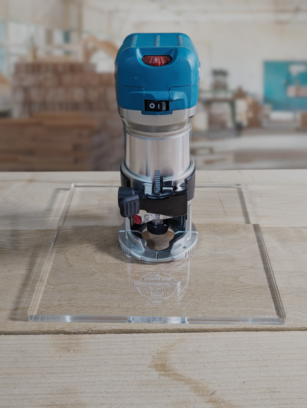 3/8″ Thick 9" square baseplate upgrade with a 2" opening for Makita RT0701C fixed base - Image 3