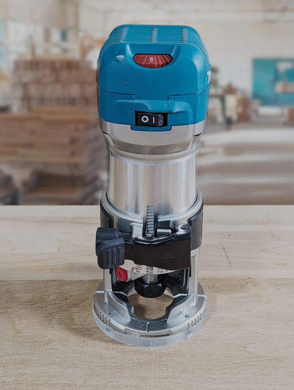 3/8″ Thick original baseplate upgrade with a 2" opening for Makita RT0701C fixed base - Image 3