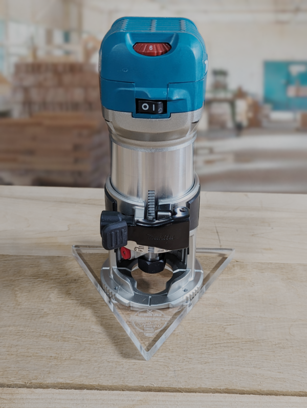 3/8″ Thick 6.07" triangle baseplate upgrade with a 2" opening for Makita RT0701C fixed base - Image 3