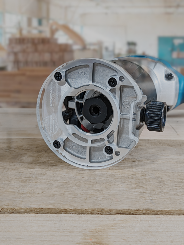 3/8″ Thick original baseplate upgrade with a 2" opening for Makita RT0701C fixed base - Image 2