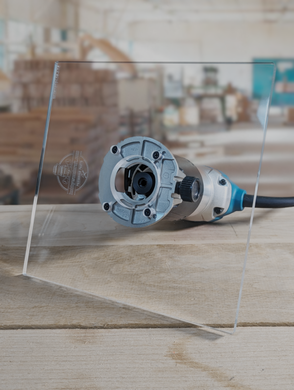 3/8″ Thick 9" square baseplate upgrade with a 2" opening for Makita RT0701C fixed base - Image 2