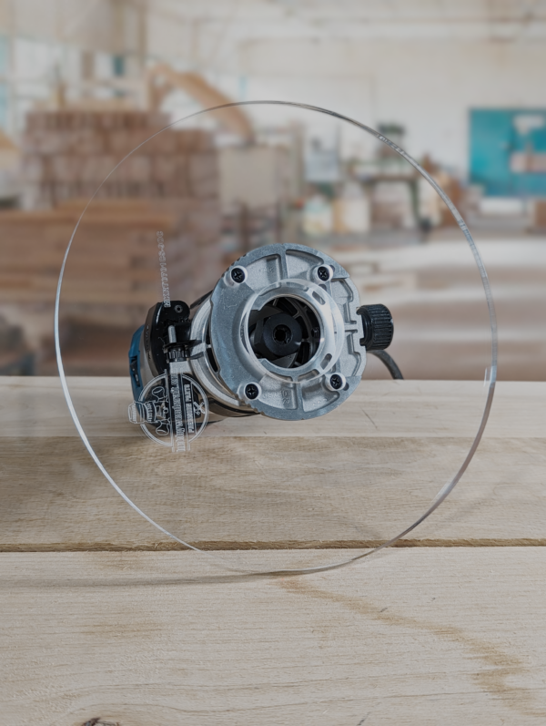 3/8″ Thick 9" circle baseplate upgrade with a 2" opening for Makita RT0701C fixed base