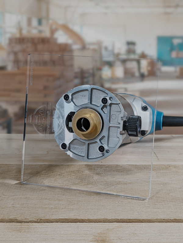 3/8″ Thick 6" square baseplate upgrade with bushing compatibility for Makita RT0701C fixed base - Image 2