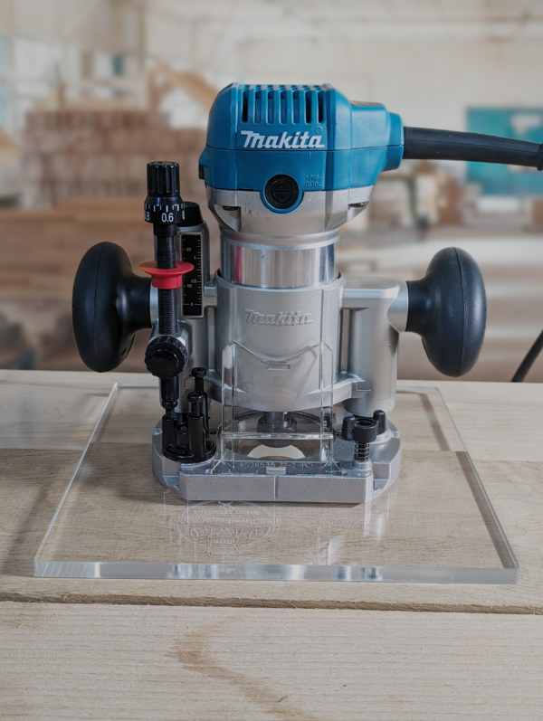 3/8″ Thick 9" square baseplate upgrade with bushing compatibility for Makita 196094-2 plunge base - Image 3