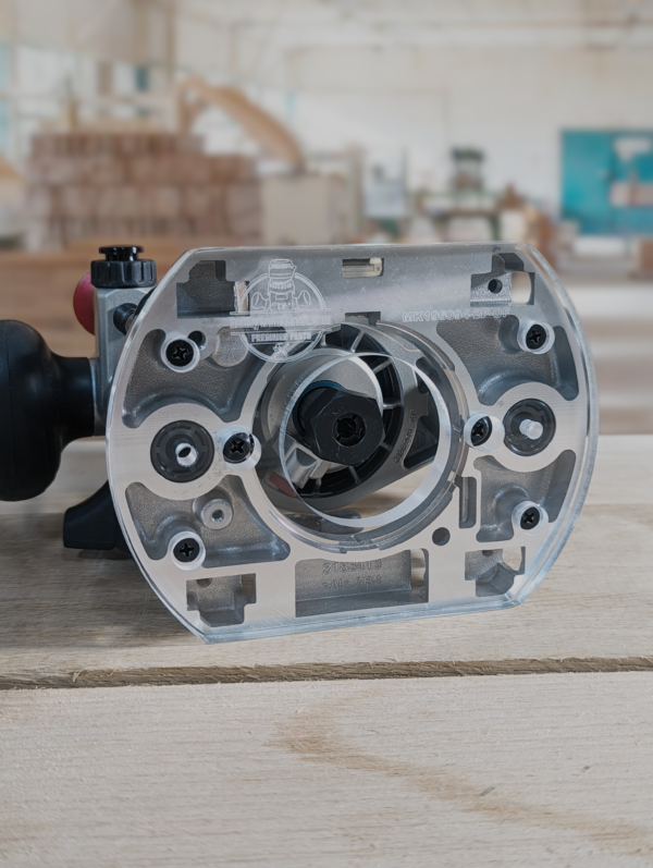 3/8″ Thick original baseplate upgrade with a 2" opening for Makita 196094-2 plunge base