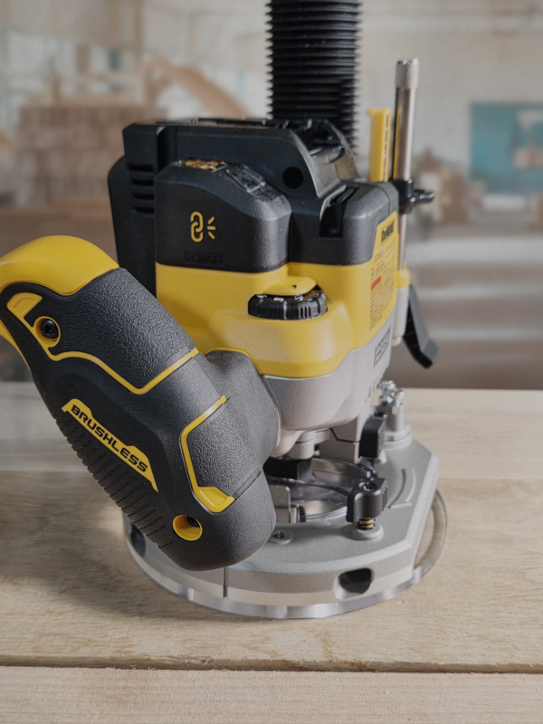 3/8″ Thick baseplate upgrade with bushing compatibility for Dewalt DCW620B plunge base - Image 3