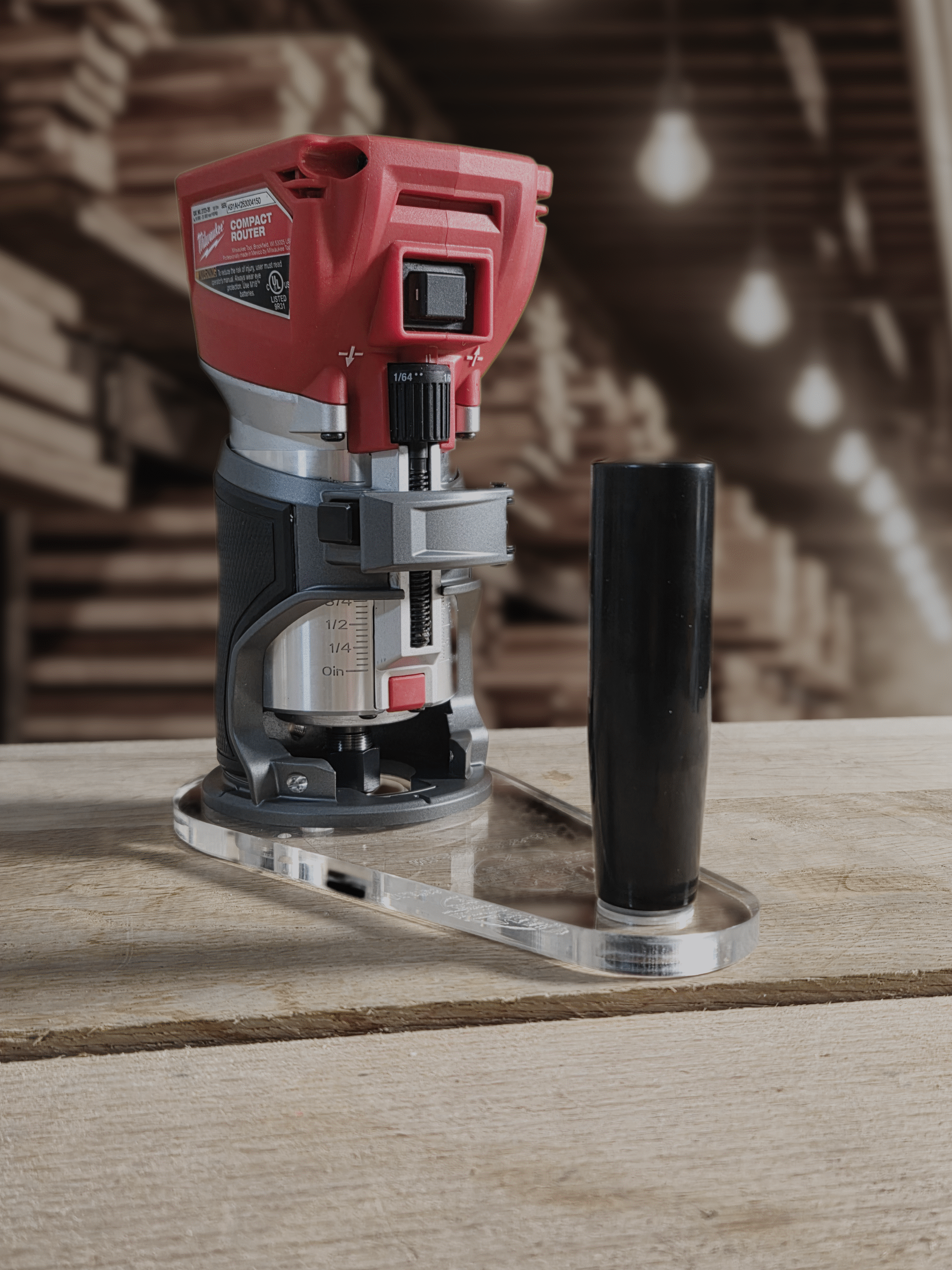 3/8″ Thick 4" baseplate upgrade with and handle and bushing compatibility for Milwaukee M18 2723-20 fixed base router.